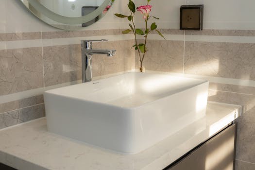 Kompletní návod na opravu prasknutého umyvadla v koupelně